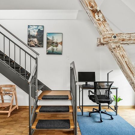 Ferienwohnung Dnd Design Loft I 170Qm I Parken I Balkon I Workstation I Netflix I Kaffee I Waschmaschine I Trockner I Xbox I Ausblick Würzburg Exterior foto
