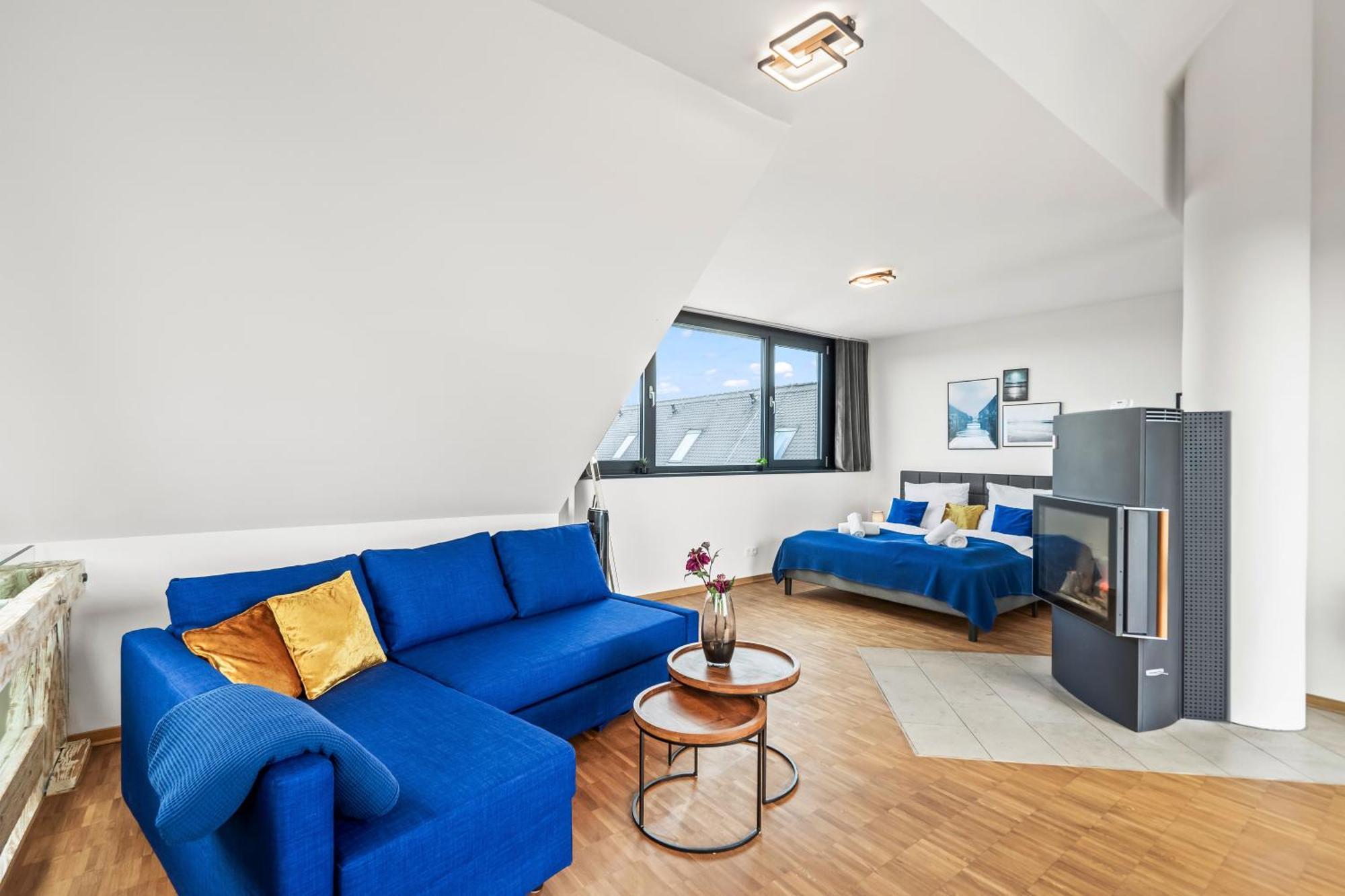 Ferienwohnung Dnd Design Loft I 170Qm I Parken I Balkon I Workstation I Netflix I Kaffee I Waschmaschine I Trockner I Xbox I Ausblick Würzburg Exterior foto