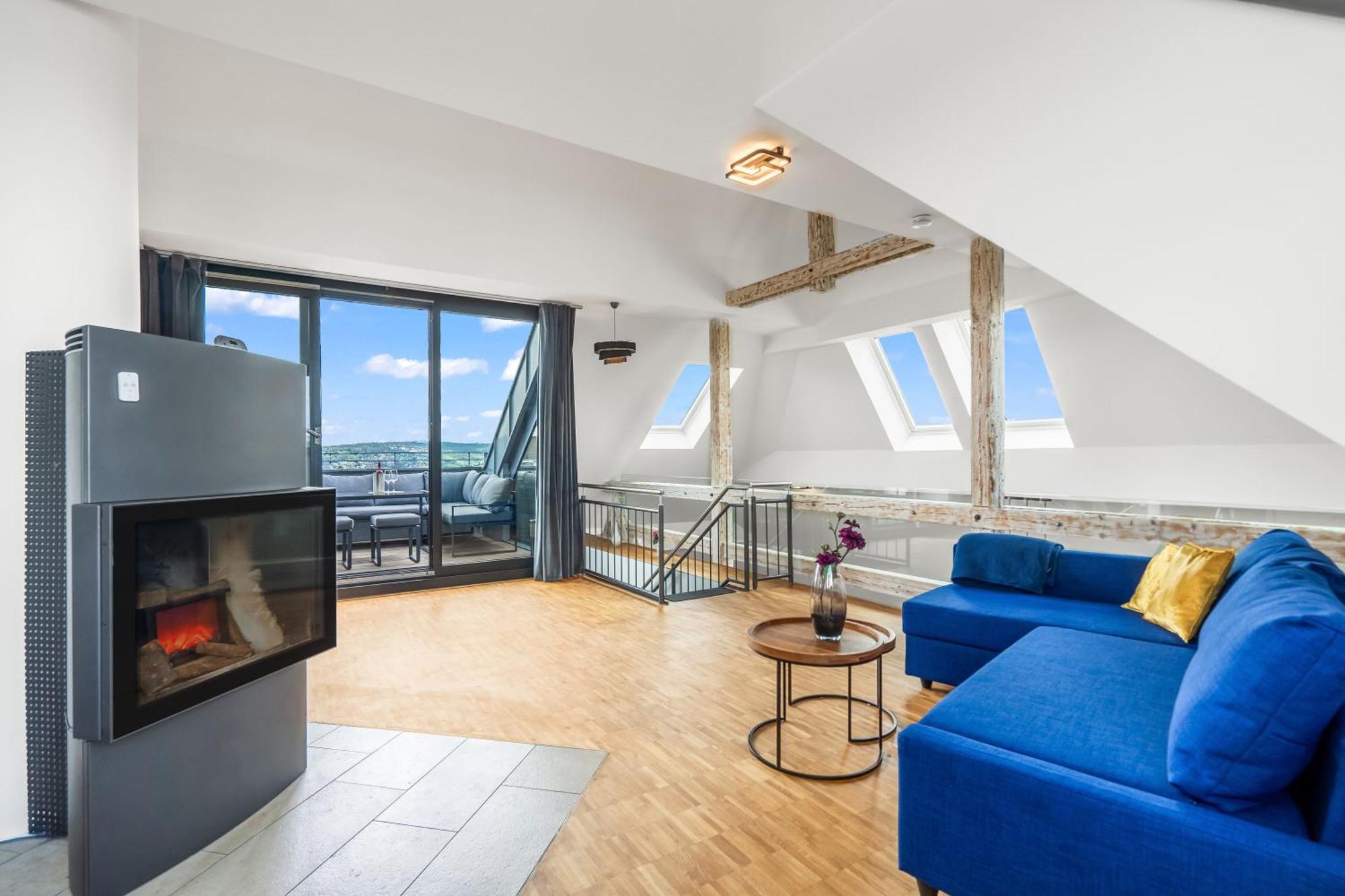 Ferienwohnung Dnd Design Loft I 170Qm I Parken I Balkon I Workstation I Netflix I Kaffee I Waschmaschine I Trockner I Xbox I Ausblick Würzburg Exterior foto